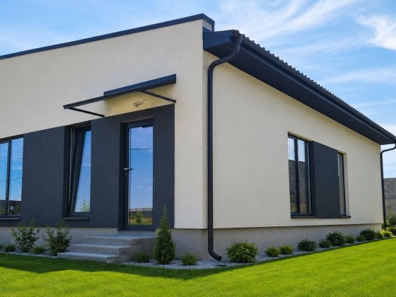 )( Продаж котеджу з чорновими роботами Рівне