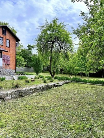 Продаж  ділянки з гаражем  та будинком - фото 1