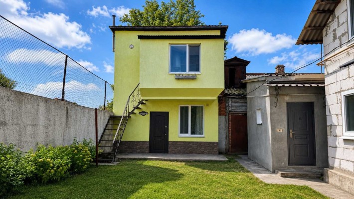 Продаж 2-поверхового цегляного будинку. Центр Полтави. Ремонт. №14026 - фото 1