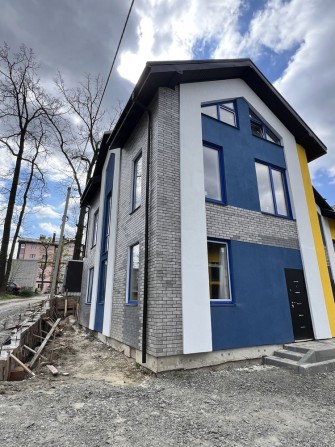 Готовий таунхаус Парк Незнака 500 м єоселя сертифікат - фото 1