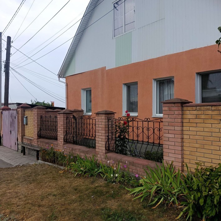 Продаж будинку. Р-н 8 березня. - фото 1
