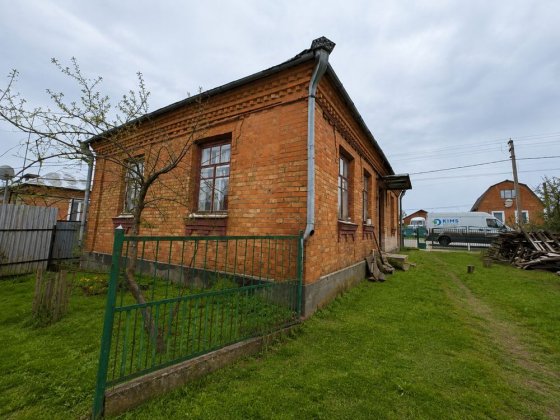 Продаж будинку цегляний Хмельницкий