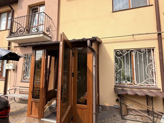 Продаж таунхауса з каміном, меблями та технікою Хмельницкий
