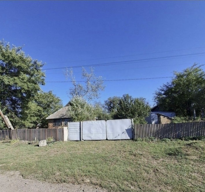 Продаж будинку з власним двором - фото 1