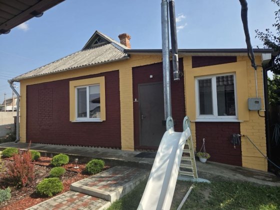 Продається частина будинку з власним двором, Рибці Полтава