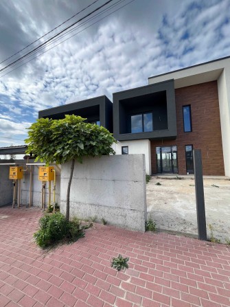 Продаж стильного дуплексу в елітному районі Green Hills. Міські мережі - фото 1