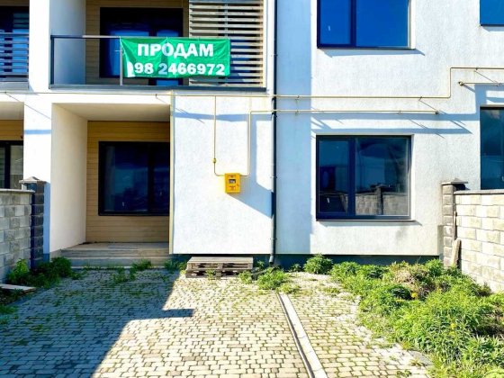 Продам котедж ЖК " Golden Hills " - мікрорайон "На Щасливому " Рівне