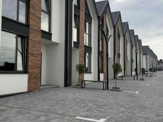 Продаж сучасного таунхауса "Aura Park" Хмельницкий