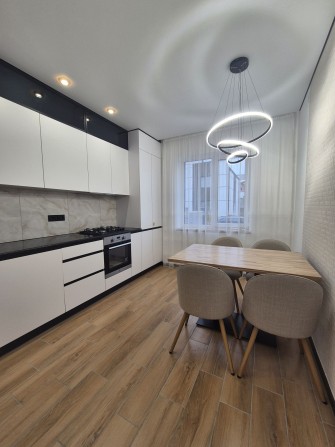 Продам 2-ох поверховий котедж 101 кв.м 4 кімнати - фото 1