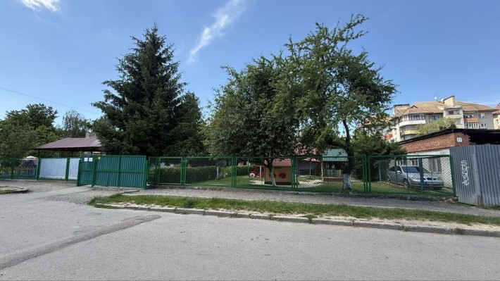 Терміново !! Продаж будинку поруч з пл. Корятовича . Центральні комунікаціі - фото 1