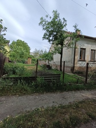 Терміново продам 1/2 будинку р-н Калинівсьуого базару! - фото 1