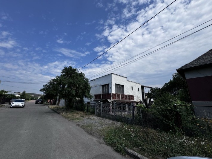 Продам будинок в центрі Ужгорода (від власника) - фото 1