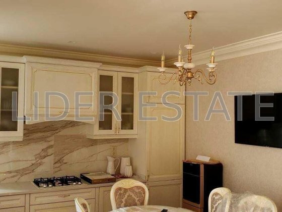 Продаж 2-поверхового таунхауса в Ужгороді: 3 кімнати, 150 м², 3 сотки! Ужгород