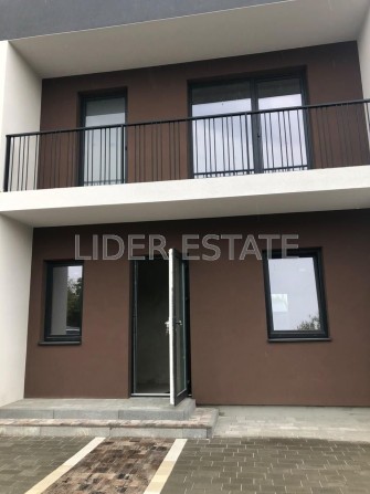 Продам таунхаус 2 кімн, 120 м², 5 соток, Ужгород – комфортне життя у місті! - фото 1
