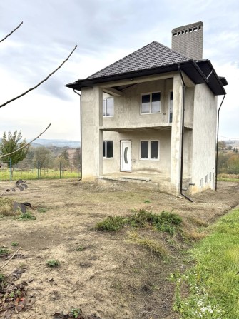 Продам великий будинок під чистову обробку. Чернівці, район Коровії - фото 1