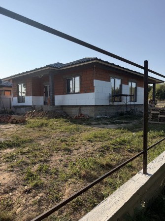 Продається сучасний будинок площею 155 м² - фото 1