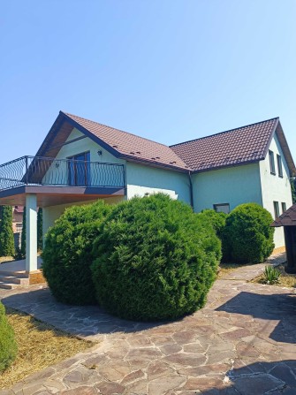Затишний будинок на околиці міста, 180 м.кв., 4 спальні, різні види опалення - фото 1