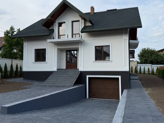 Продаж будинку  з частковим ремонтом Черновцы