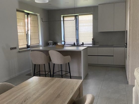 Продаж нового сучасного будинку в самому центрі Черкас вул. Богдана Хмельницького ВЛАСНИК Черкассы