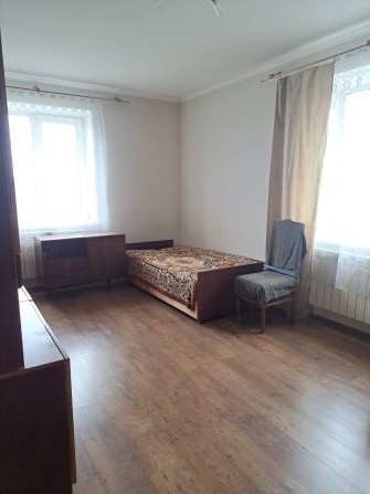 Здам  кімнату 18 м2  в Гостомелі ( біля парка Щасливий) - фото 1