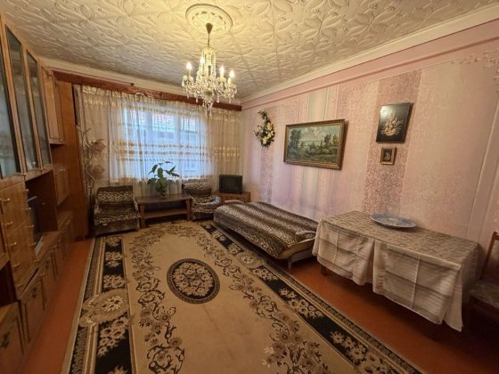 ВЛАСНИК Здам кімнату для жінки дівчини БЕЗ РІЕЛТОРІВ комунальні враховані в ціну Хмельницкий