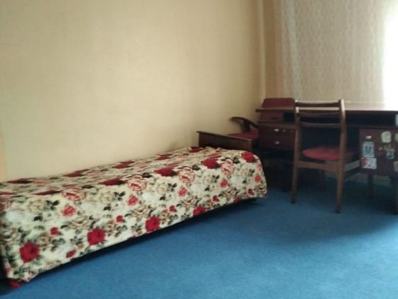 здаю квартиру хлопцю біля нового корпусу Острог Острог