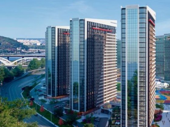 Продаж 3-к квартири Дніпровська набережна 15к