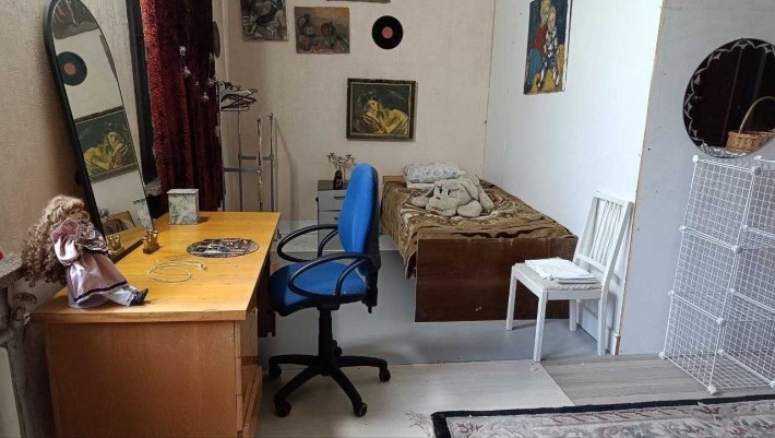 В центре сдается комната для девушки без посредников - фото 1