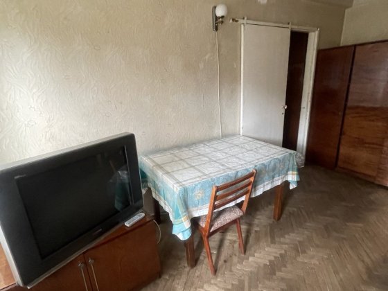 здається кімната