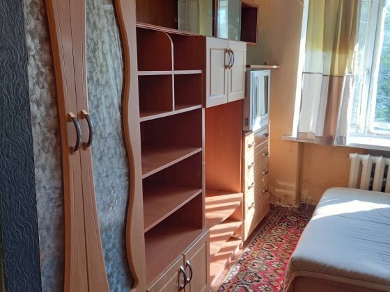 здається кімната в гуртожитку на Британській Сумы