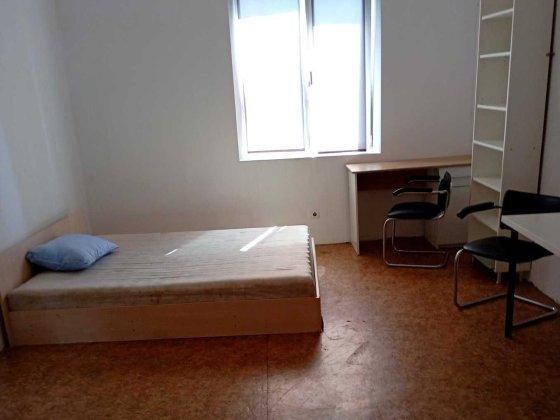Комната в общежитии для 1-2 чел, блочное,  Куреневский рынок, ТРЦ Караван, м.Почайна и м.Оболонь