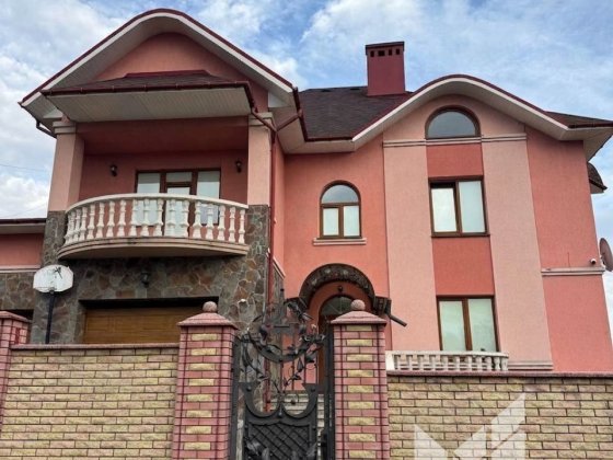 Продаж будинку в  р-ні Дослідної станції Черновцы