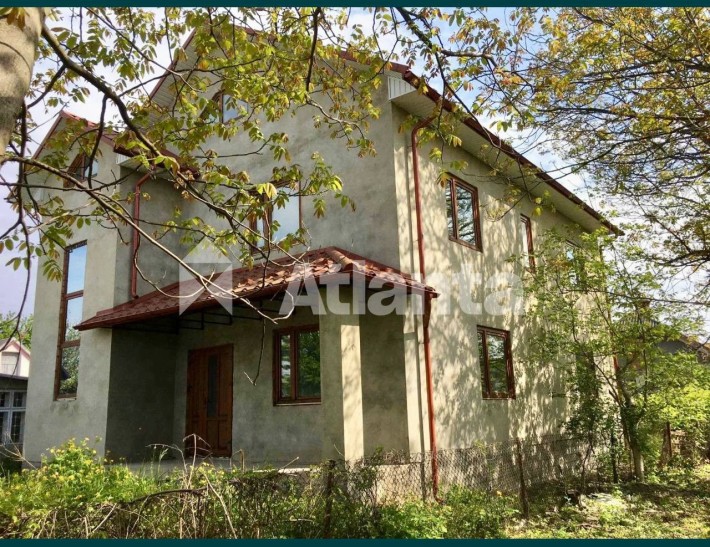 Новий будинок. Чернівці. Садгірський район. - фото 1