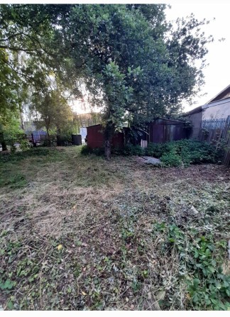 В приватному будинку квартира з окремим заїздом,двір огорожений,район Старий Проспект.. - фото 1