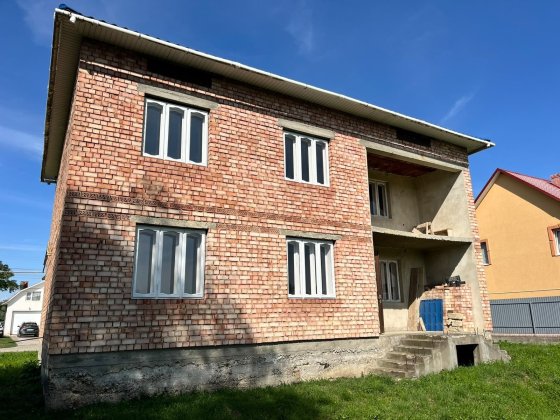 Продаж будинка село Шипинці Черновцы