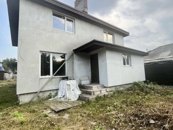 Продам отдельно стоящий дом ул. Гончая Чернігів