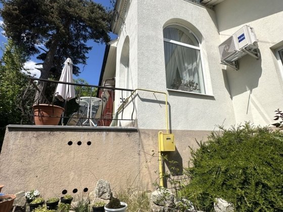 Продається затишний будинок в центрі міста  всі централізовані комунікації Ужгород