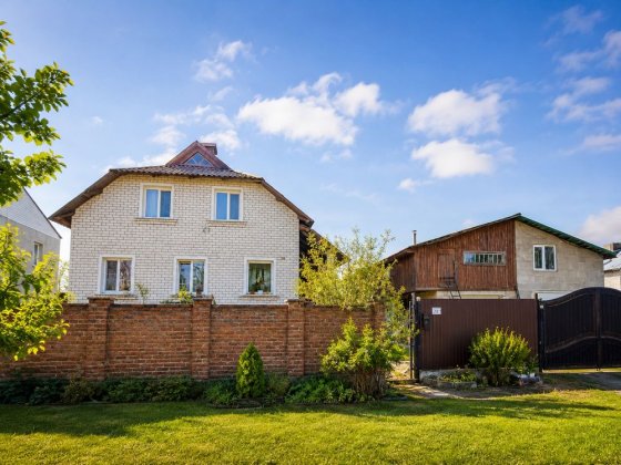 Затишний 2-поверховий будинок 120 м² + 12 соток Слобода Чернигов