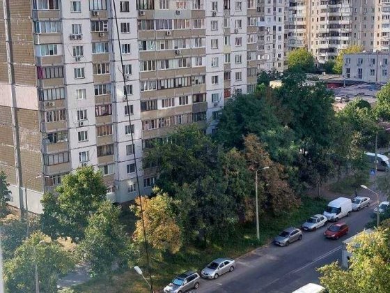 Здається кімната на Ф.Пушиної,8 (Ореста Васкула)