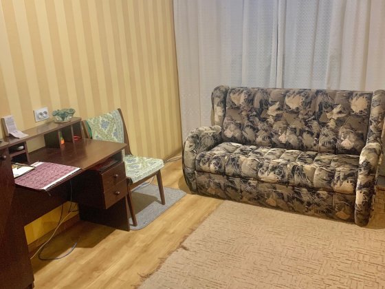 Здам кімнату метро Чернігівська для жінки, дівчини