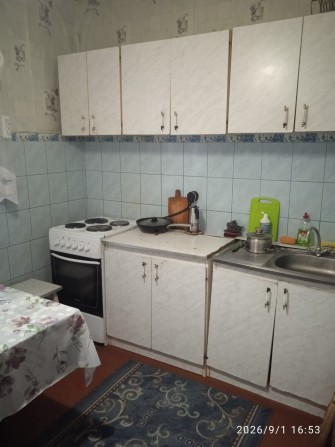 Метро Харьковская,комната без хозяев -4000грн - фото 1