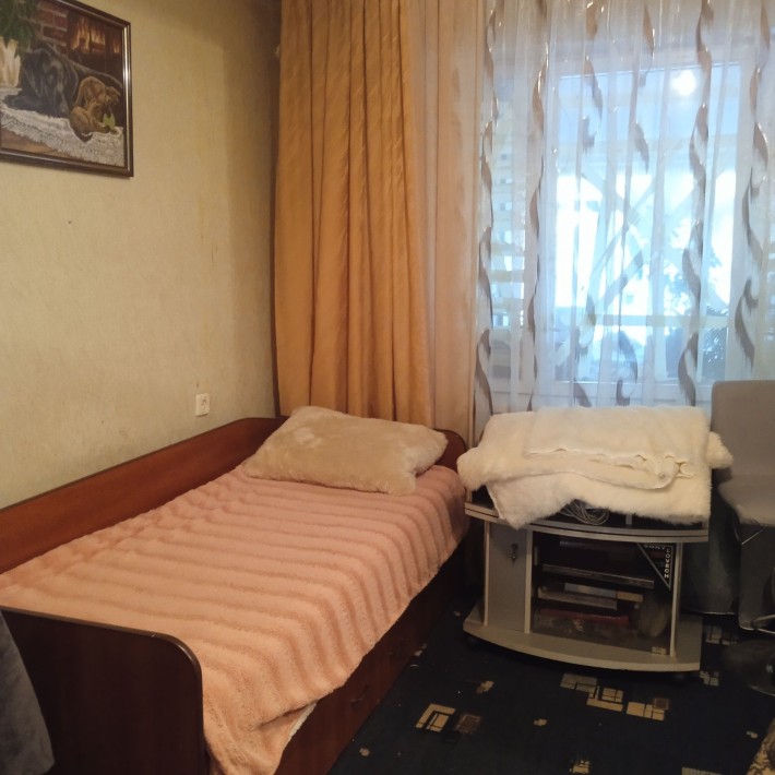 Здається кімната для жінки чи ді́вчини.вул.Світлицького, Виноградар.Подільський рнрн - фото 1