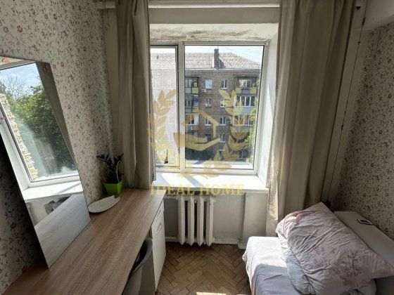 Здам в оренду кімнату зі своїм сан вузлом по вул. Вишгородська