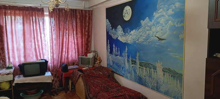 Сдам комнату в трёхкомнатной квартире - фото 1