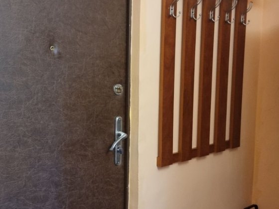 Здаю кімнату в гуртожитку  Кубанської України 19а для однієї або двох осіб.