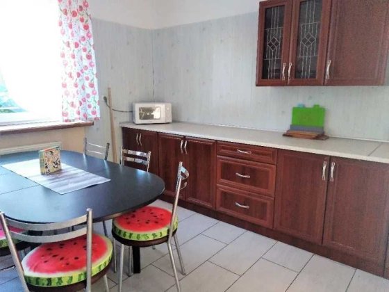 Місце в кімнаті 1500грн.  місяць Гуртожиток Київ метро Метро Театральная