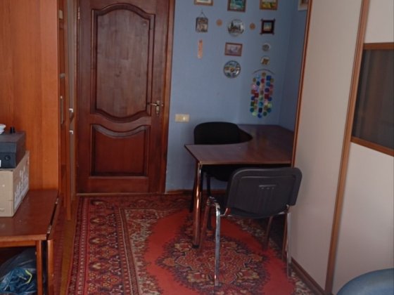 здається кімната