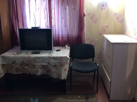 Здаю кімнату окрему ,
