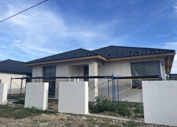 Продаж одноповерхового будинку в Ужгороді, район Садовий - фото 1