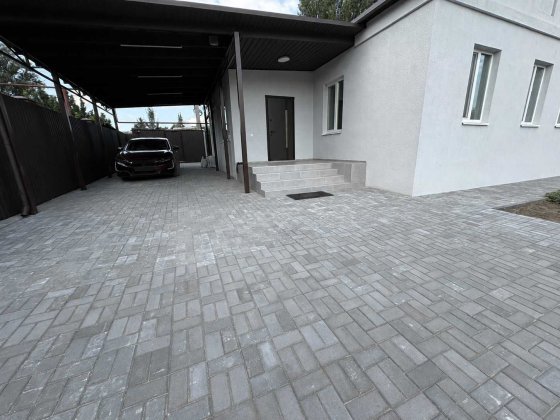 Власник! Розумний будинок $1000/м² на Фрунзенському. 10 соток, навіс на два авто, 0% комісії Днепр
